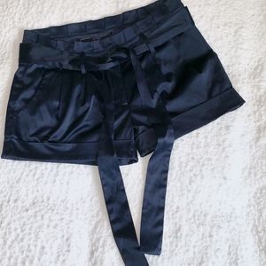EUC- Forever 21 Silken Belted Ruffle Top Shorts!